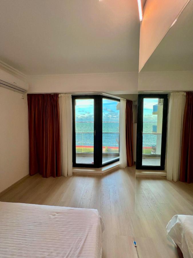 Kitty Studio Sunset Lake Appartement Mamaia Buitenkant foto