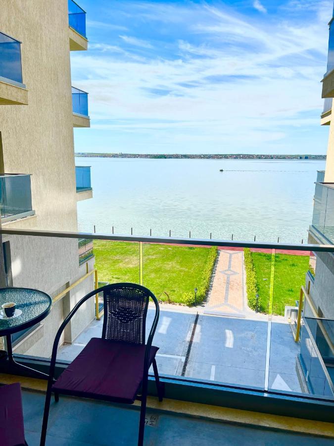 Kitty Studio Sunset Lake Appartement Mamaia Buitenkant foto